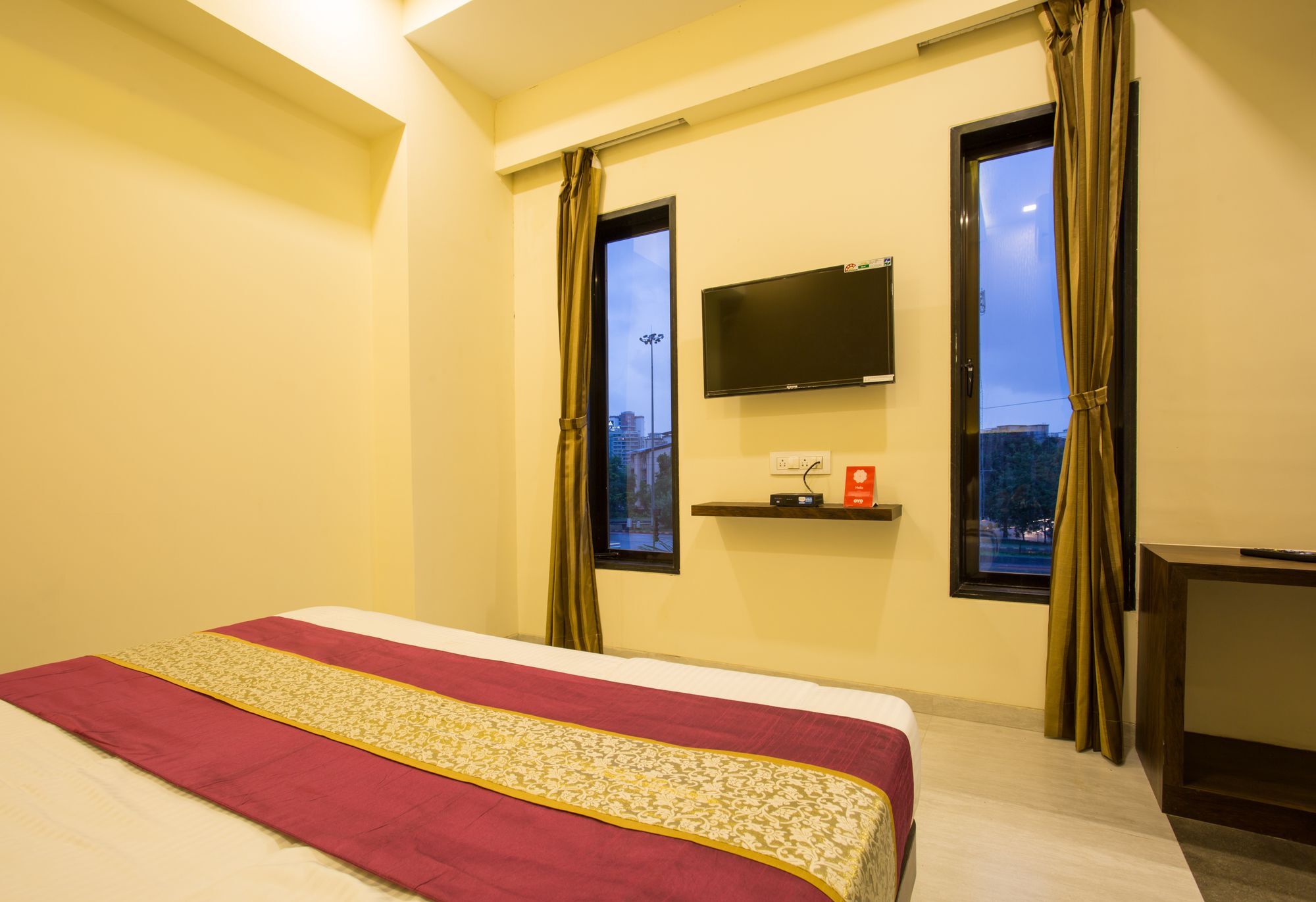 Hotel Oyo 7156 Hill View Residency à Navi Mumbai Extérieur photo